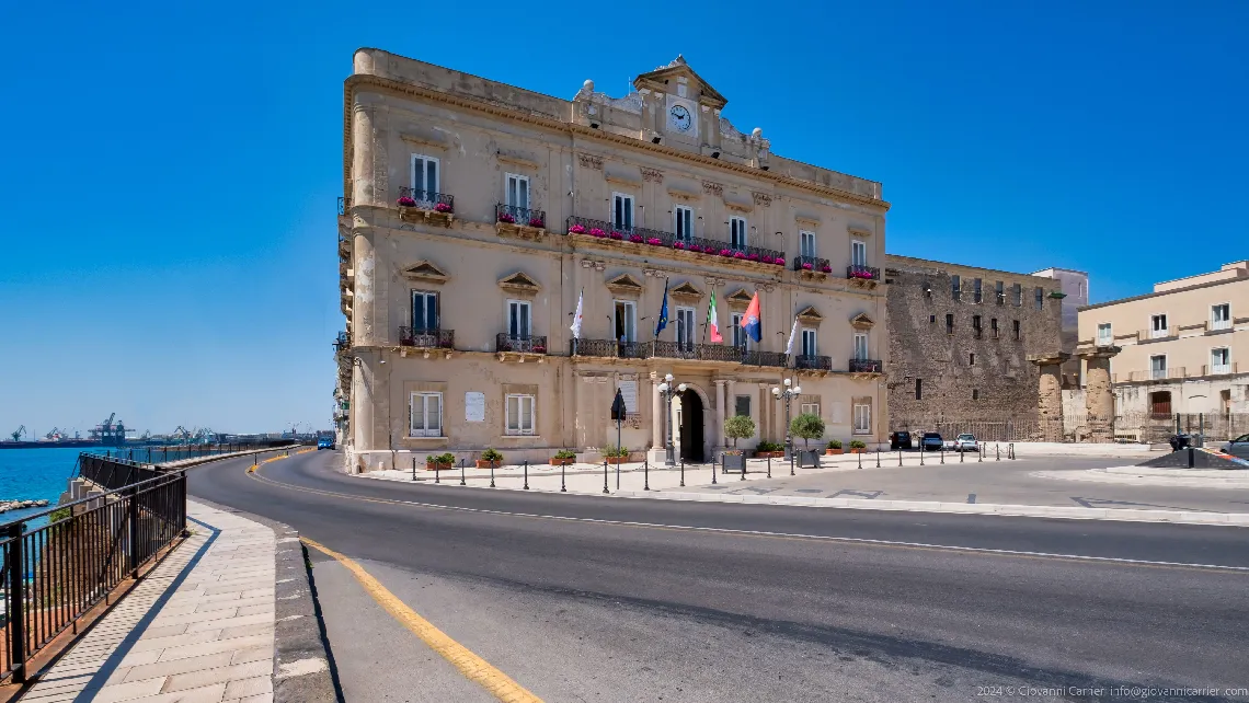 Il Palazzo di Città, Taranto